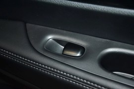 2015款日产奇骏2.5L