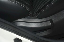 2015款日产奇骏2.5L