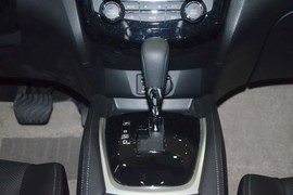 2015款日产奇骏2.5L