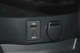 2015款日产奇骏2.5L