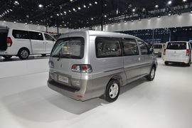 东风风行菱智M3