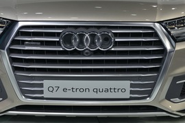 全新奥迪Q7