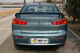 2010款三菱蓝瑟翼神2.0L运动旗舰版