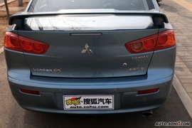 2010款三菱蓝瑟翼神2.0L运动旗舰版
