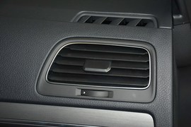 2016款大众高尔夫1.4TSI自动舒适型