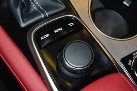 2016款雷克萨斯RX200t