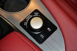 2016款雷克萨斯RX200t