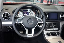 2013款奔驰SL350时尚型