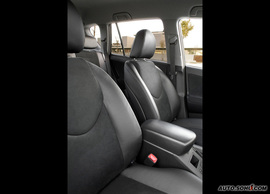 2011款丰田RAV4