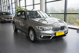 2015款宝马118i都市设计套装