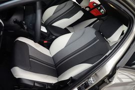 2015款宝马118i都市设计套装