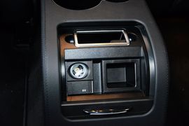 2015款奔驰E200L运动型