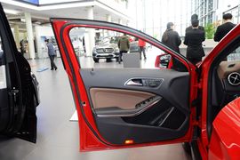 2015款奔驰GLA260