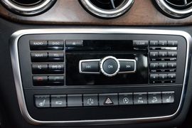 2015款奔驰GLA260
