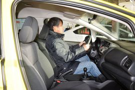 2014款本田飞度1.5L