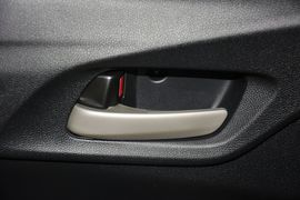 2014款本田飞度1.5L