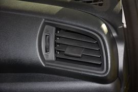 2014款本田飞度1.5L