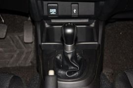 2014款本田飞度1.5L