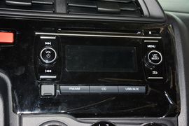 2014款本田飞度1.5L