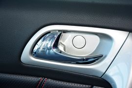 2015款哈弗H6升级版1.5T手动两驱精英型
