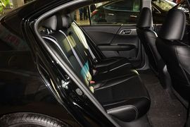 2015款本田雅阁2.0L