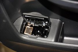 2015款本田雅阁2.0L