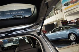 2013款马自达Mazda5