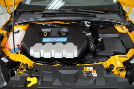 2015款福特福克斯ST