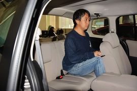 2013款马自达Mazda5