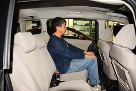 2013款马自达Mazda5