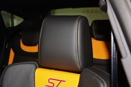 2015款福特福克斯ST