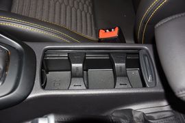 2015款福特福克斯ST