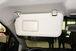 2013款马自达Mazda5