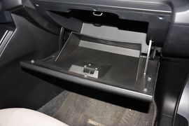 2013款马自达Mazda5