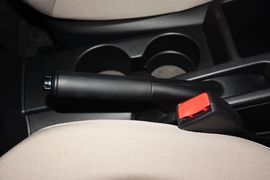 2013款马自达Mazda5