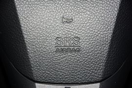 2013款马自达Mazda5