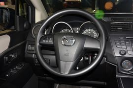 2013款马自达Mazda5