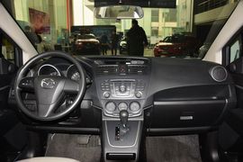 2013款马自达Mazda5