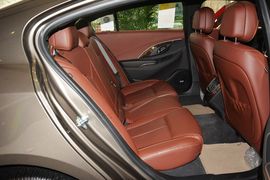 2013款别克全新君越2.4L