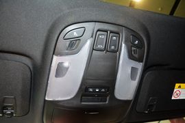 2013款别克全新君越2.4L