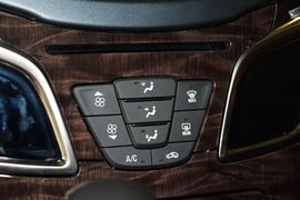 2013款别克全新君越2.4L