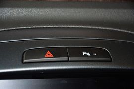 2013款别克全新君越2.4L