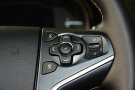 2013款别克全新君越2.4L