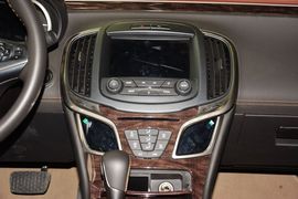 2013款别克全新君越2.4L