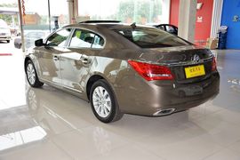 2013款别克全新君越2.4L