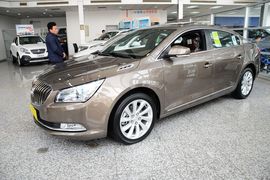 2013款别克全新君越2.4L