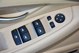 2014款宝马525Li