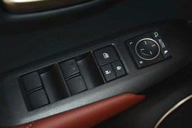 2016款雷克萨斯NX200