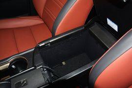 2016款雷克萨斯NX200