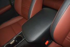 2016款雷克萨斯NX200